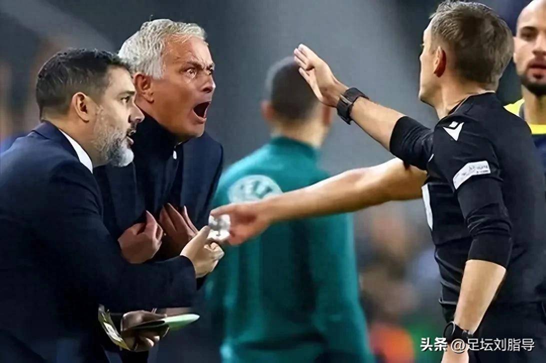 ag体育中国官网-里程碑夜！阿贾克斯扳平良机，葡超关键时刻刷纪录，球迷炸锅，球探报告显示潜力